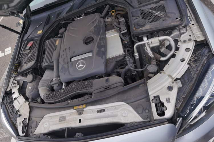 Used Mercedes-Benz C-Class 2015 C 200 L 4MATIC Sport Edition Engine Bay
