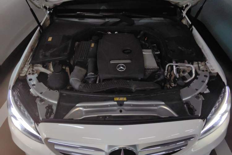 Used Mercedes-Benz C-Class 2015 Revised C 200 L Sport Edition Engine Bay