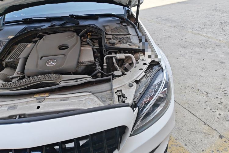 Used Mercedes-Benz C-Class 2015 Facelift C 200 L Engine Bay Left