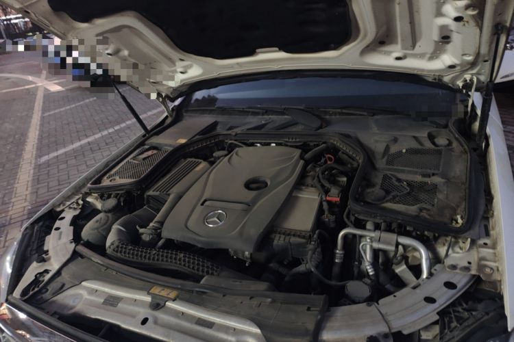 Used Mercedes-Benz C-Class 2015 C 180 L Engine Bay Left