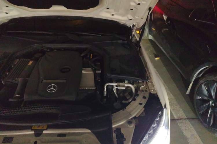 Used Mercedes-Benz C-Class 2015 Revised C 200 L Sport Edition Engine Bay Left