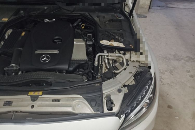 Used Mercedes-Benz C-Class 2015 C 200 L Sport Edition Engine Bay Left