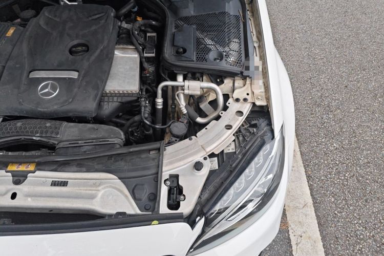Used Mercedes-Benz C-Class 2015 C 200 Sport Edition Engine Bay Left