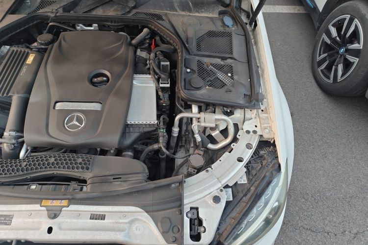 Used Mercedes-Benz C-Class 2015 C 180 L Sport Edition Engine Bay Left