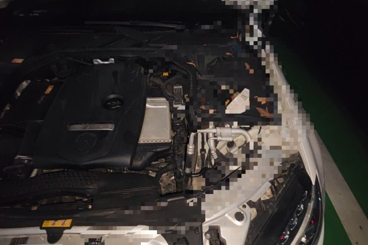 Used Mercedes-Benz C-Class 2015 Revised C 200 L Sport Edition Engine Bay Left