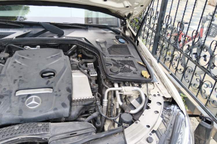 Used Mercedes-Benz C-Class 2015 Revised C 200 L Sport Edition Engine Bay Left