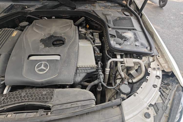 Used Mercedes-Benz C-Class 2015 Revised C 200 L Sport Edition Engine Bay Left
