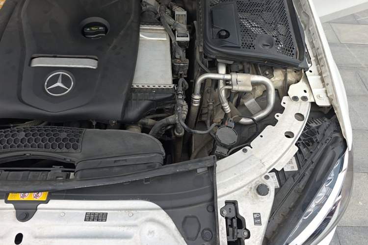 Used Mercedes-Benz C-Class 2015 C 200 Sport Edition 4MATIC Engine Bay Left