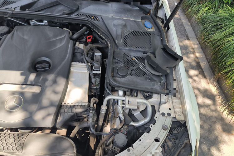 Used Mercedes-Benz C-Class 2015 C 180 L Sport Edition Engine Bay Left