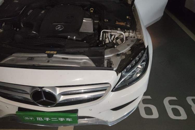 Used Mercedes-Benz C-Class 2015 Revised C 200 L Sport Edition Engine Bay Left