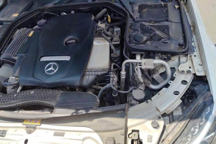 Used Mercedes-Benz C-Class 2015 C 200 L 4MATIC Sport Edition Engine Bay Left