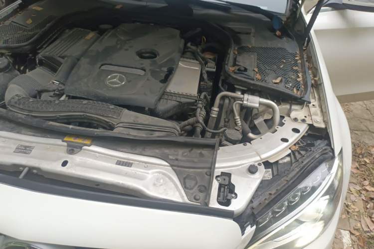 Used Mercedes-Benz C-Class 2015 Revised C 200 L Sport Edition Engine Bay Left