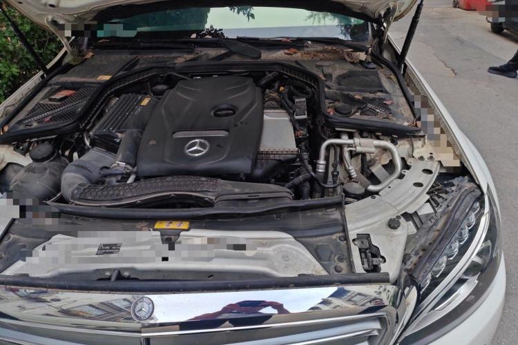 Used Mercedes-Benz C-Class 2015 Facelift C 200 L Engine Bay Left