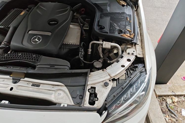 Used Mercedes-Benz C-Class 2015 Facelift C 180 L Engine Bay Left