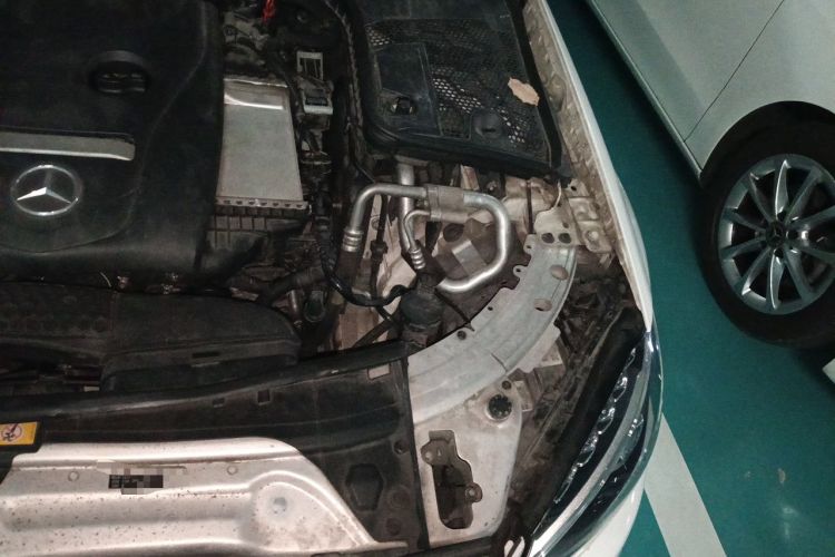 Used Mercedes-Benz C-Class 2015 Restyled C 180 L Sport Edition Engine Bay Left
