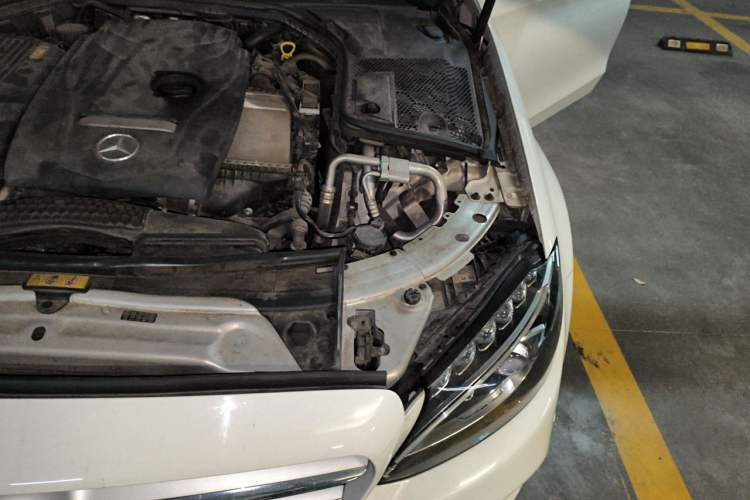 Used Mercedes-Benz C-Class 2015 Revised C 200 L Sport Edition Engine Bay Left