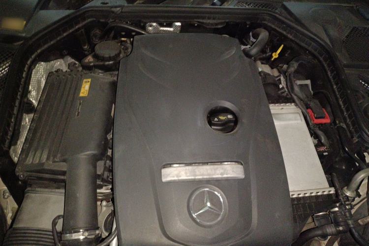 Used Mercedes-Benz C-Class 2015 C 200 L Engine Bay