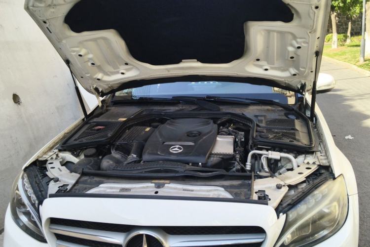 Used Mercedes-Benz C-Class 2015 C 200 L Engine Bay