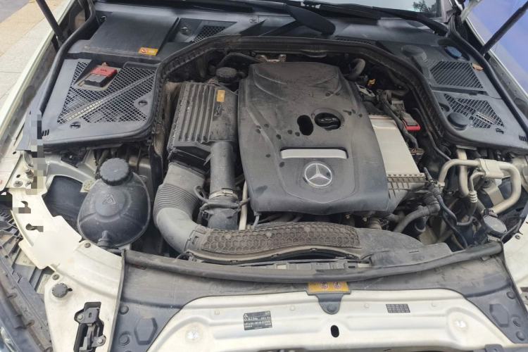 Used Mercedes-Benz C-Class 2015 C 200 L Engine Bay