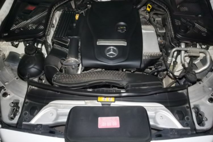 Used Mercedes-Benz C-Class 2015 C 200 L Sport Edition Engine Bay