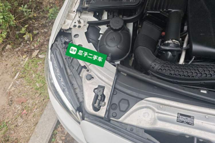Used Mercedes-Benz C-Class 2015 C 200 Sport Edition Engine Bay Right