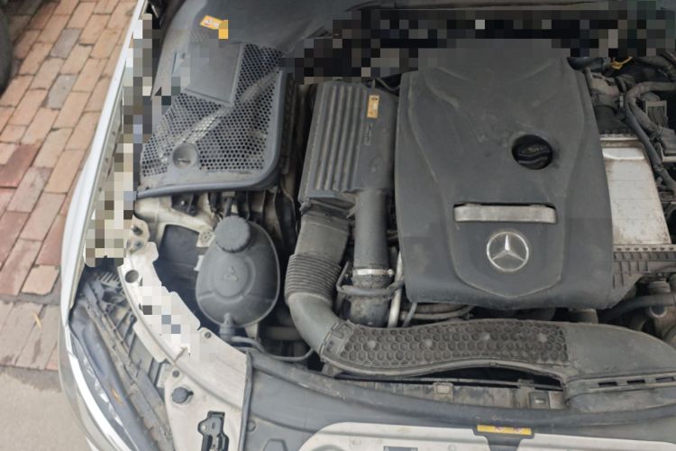 Used Mercedes-Benz C-Class 2015 C 200 Sport Edition Engine Bay Right