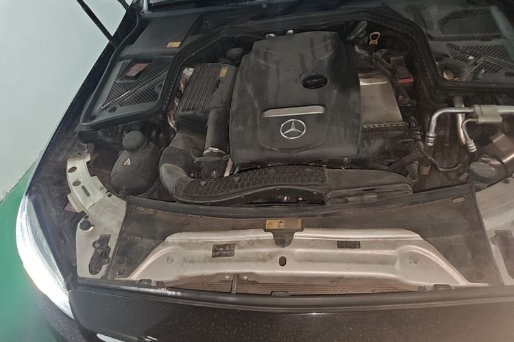 Used Mercedes-Benz C-Class 2015 C 180 L Sport Edition Engine Bay Right