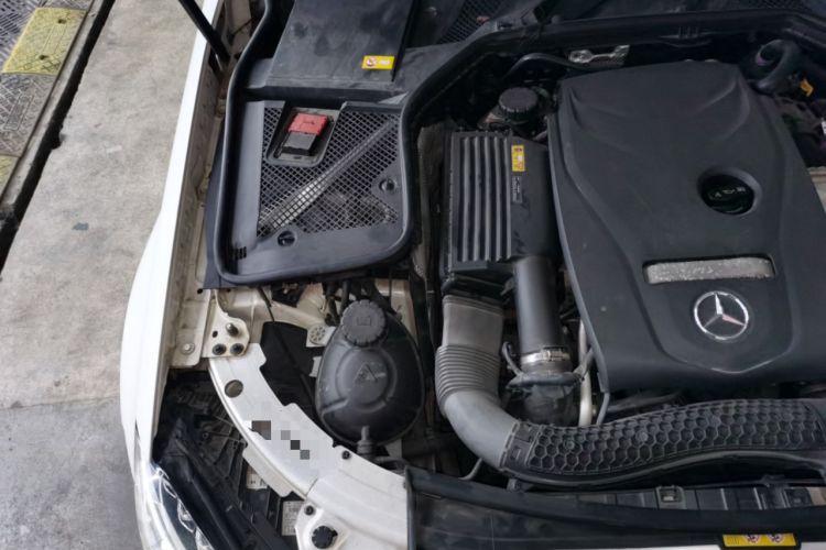 Used Mercedes-Benz C-Class 2015 Revised C 200 L Sport Edition Engine Bay Right
