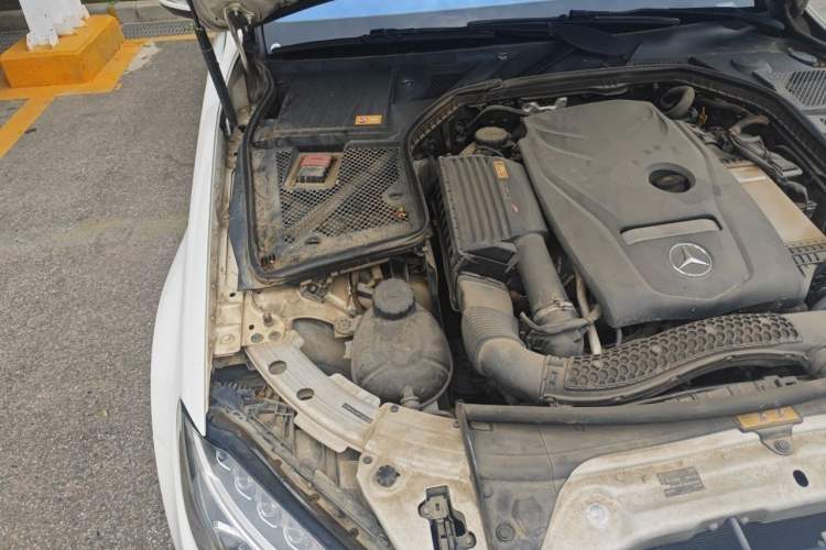 Used Mercedes-Benz C-Class 2015 Revised C 200 L Sport Edition Engine Bay Right