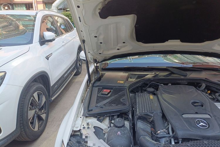 Used Mercedes-Benz C-Class 2015 Revised C 200 L Sport Edition Engine Bay Right