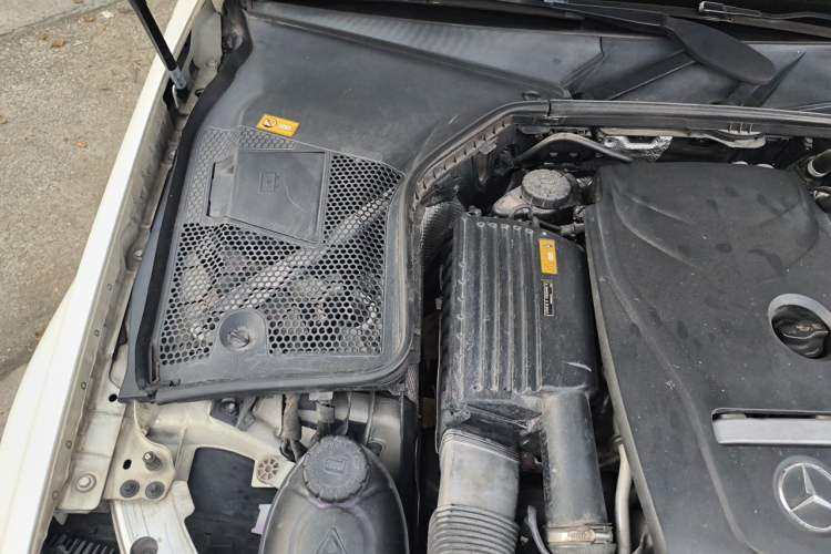 Used Mercedes-Benz C-Class 2015 Restyled C 180 L Sport Edition Engine Bay Right