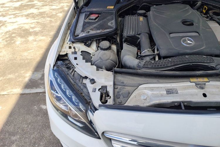 Used Mercedes-Benz C-Class 2015 C 200 Sport Edition 4MATIC Engine Bay Right