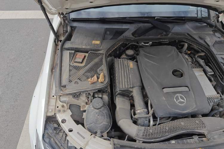 Used Mercedes-Benz C-Class 2015 C 200 Sport Edition Engine Bay Right