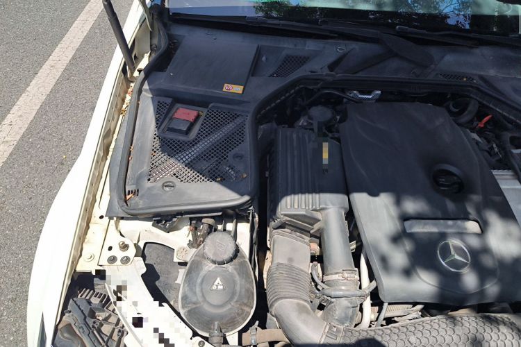 Used Mercedes-Benz C-Class 2015 C 180 L Sport Edition Engine Bay Right