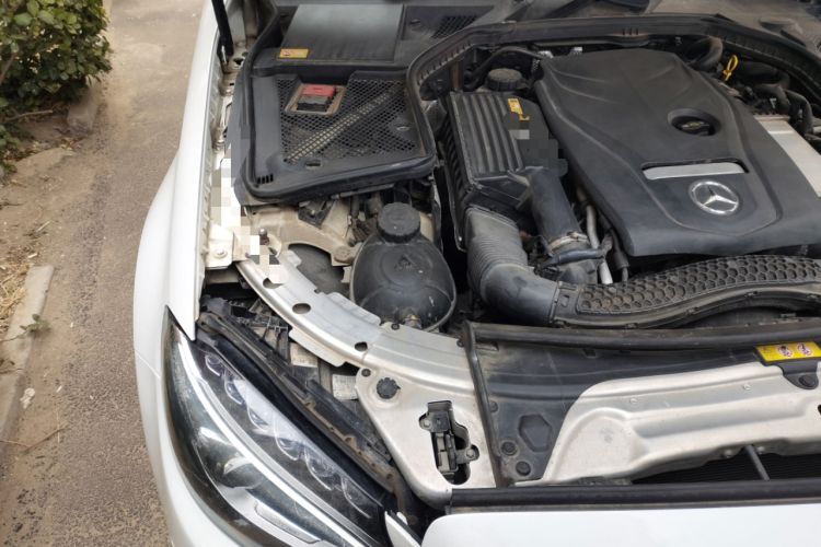 Used Mercedes-Benz C-Class 2015 C 200 station wagon Engine Bay Right