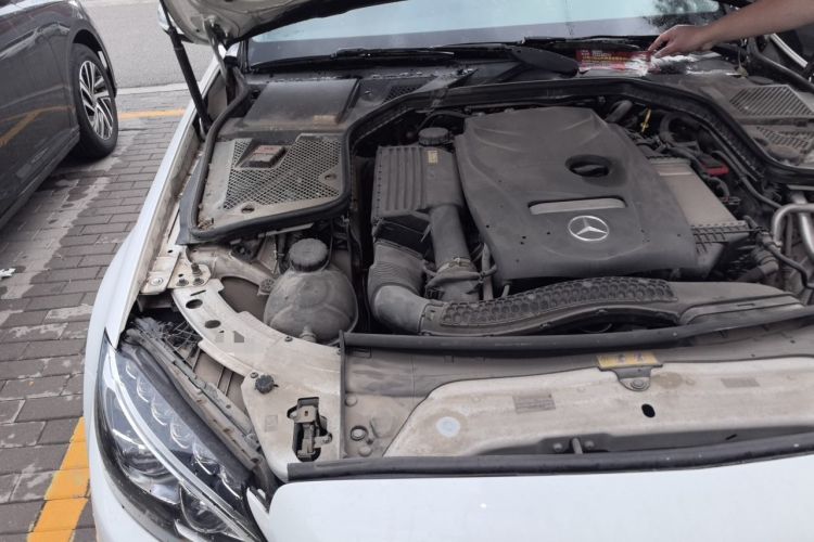 Used Mercedes-Benz C-Class 2015 C 260 L Sport Edition Engine Bay Right