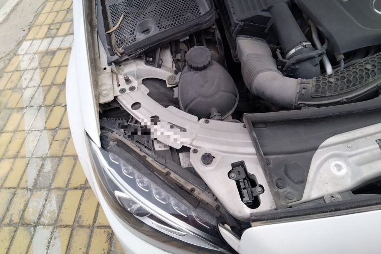 Used Mercedes-Benz C-Class 2015 C 200 Sport Edition Engine Bay Right