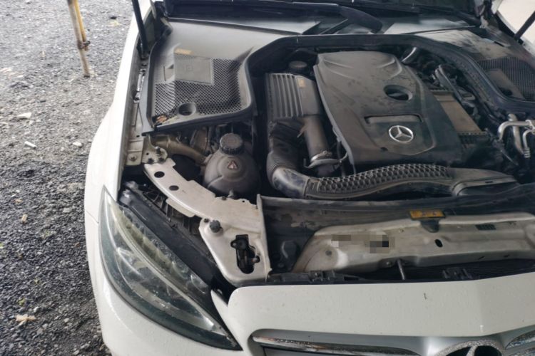 Used Mercedes-Benz C-Class 2015 Revised C 200 L Sport Edition Engine Bay Right
