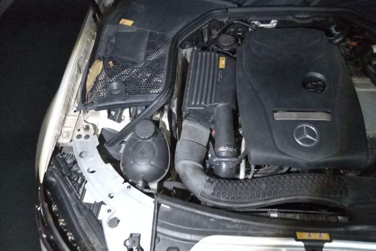 Used Mercedes-Benz C-Class 2015 C 300 Sport Edition Engine Bay Right