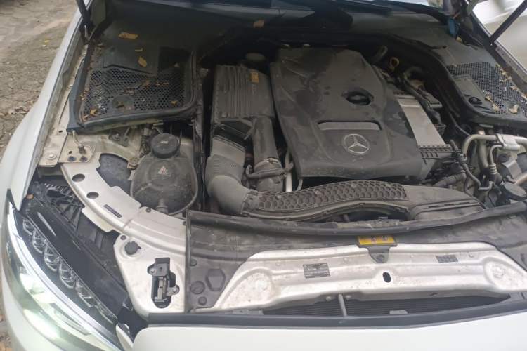 Used Mercedes-Benz C-Class 2015 Revised C 200 L Sport Edition Engine Bay Right