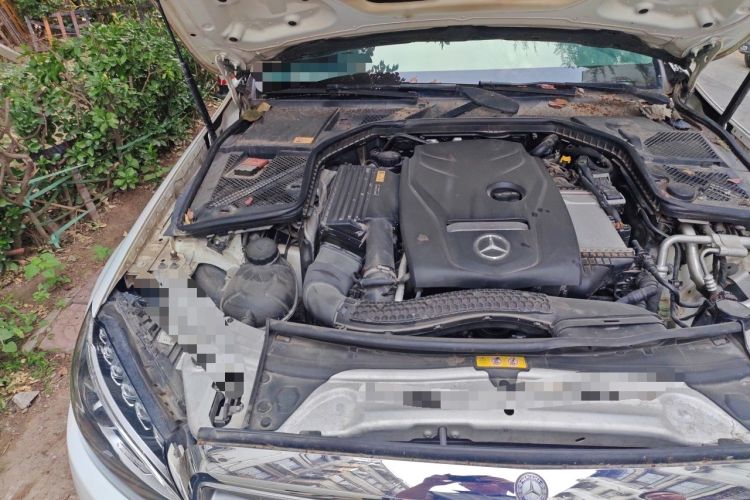 Used Mercedes-Benz C-Class 2015 Facelift C 200 L Engine Bay Right