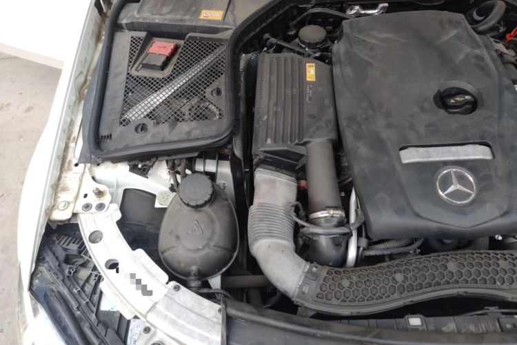 Used Mercedes-Benz C-Class 2015 C 180 L Engine Bay Right