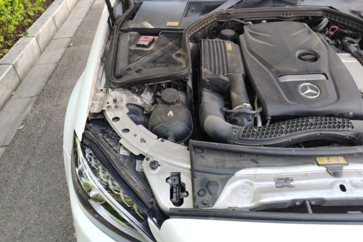 Used Mercedes-Benz C-Class 2015 C 180 L Sport Edition Engine Bay Right