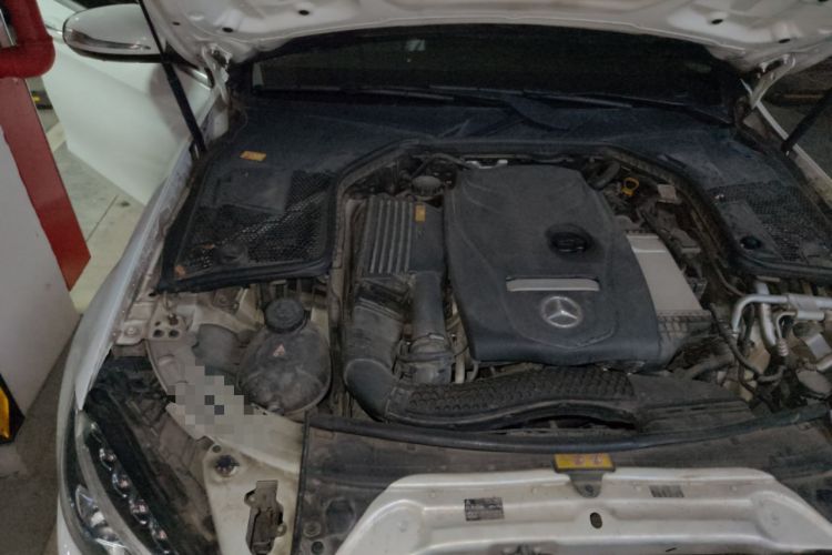 Used Mercedes-Benz C-Class 2015 Revised C 200 L Sport Edition Engine Bay Right