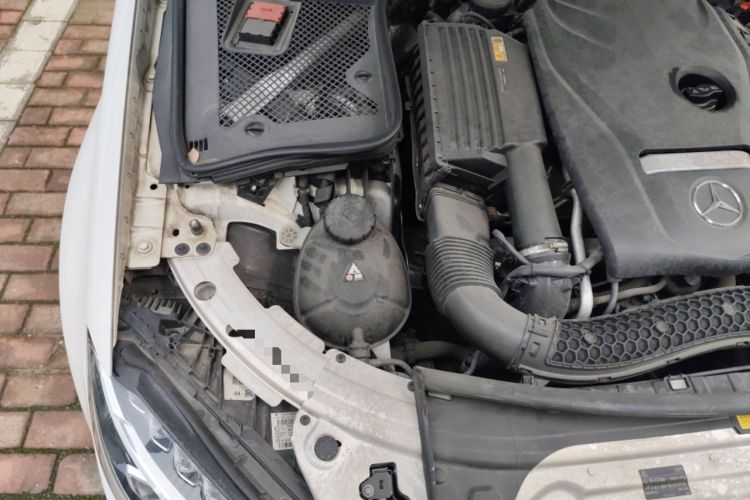 Used Mercedes-Benz C-Class 2015 C 180 L Sport Edition Engine Bay Right