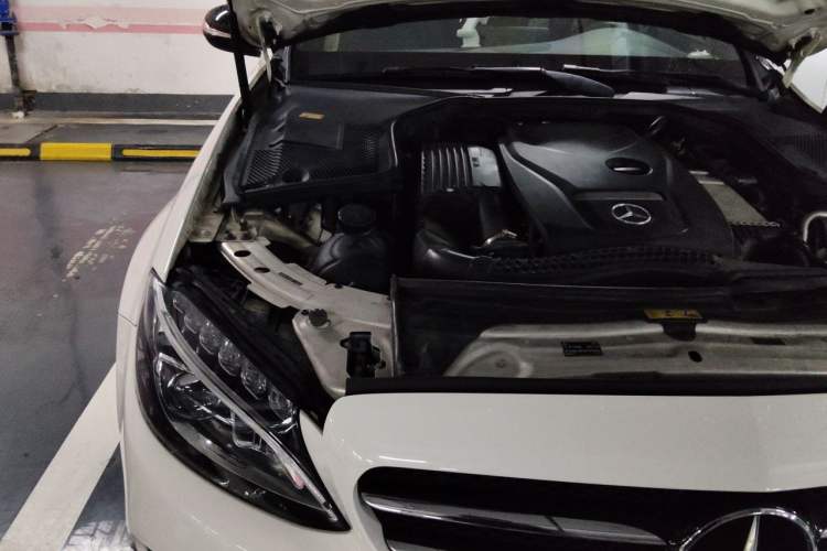 Used Mercedes-Benz C-Class 2015 C 200 Sport Edition Engine Bay Right