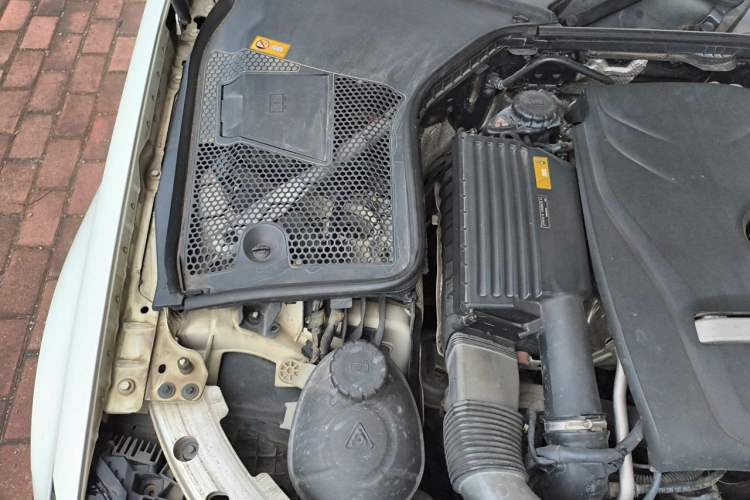 Used Mercedes-Benz C-Class 2015 Restyled C 180 L Sport Edition Engine Bay Right