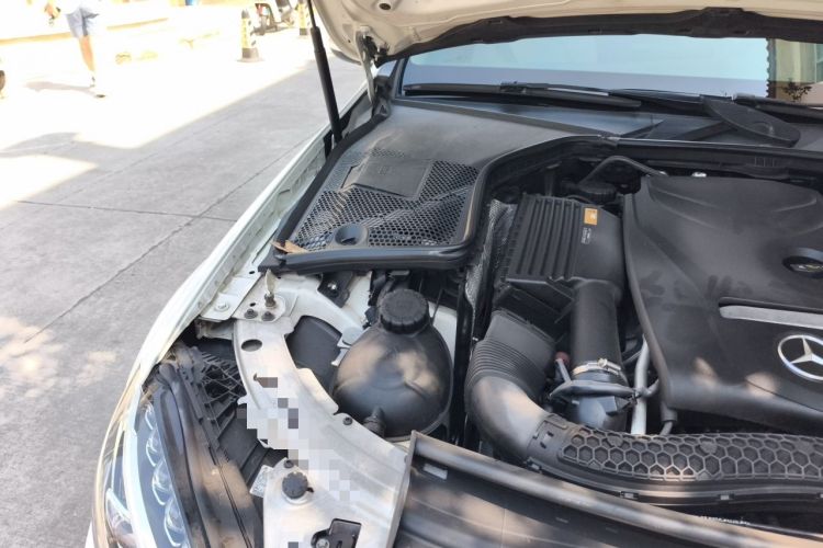 Used Mercedes-Benz C-Class 2015 C 200 L 4MATIC Sport Edition Engine Bay Right