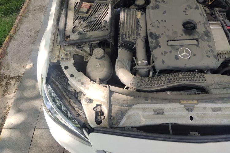 Used Mercedes-Benz C-Class 2015 C 200 L Sport Edition Engine Bay Right
