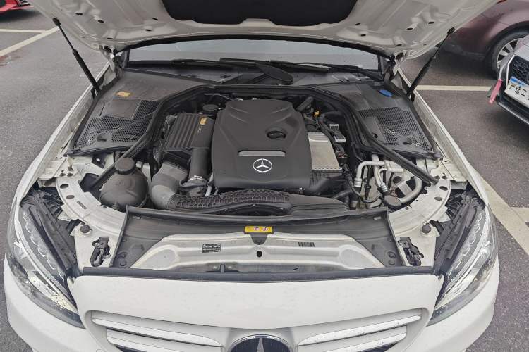 Used Mercedes-Benz C-Class 2015 Revised C 200 L Sport Edition Engine Bay